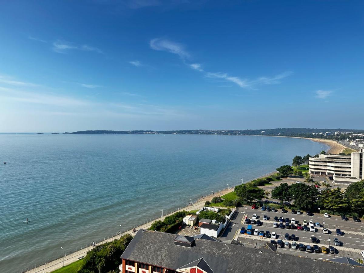 Stunning Ocean & City View Apt Свонсі Екстер'єр фото