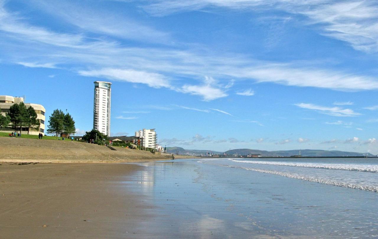 Stunning Ocean & City View Apt Свонсі Екстер'єр фото